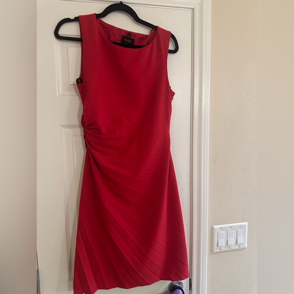 Laundry by Shelli Segal  Red Sleeveless Dress